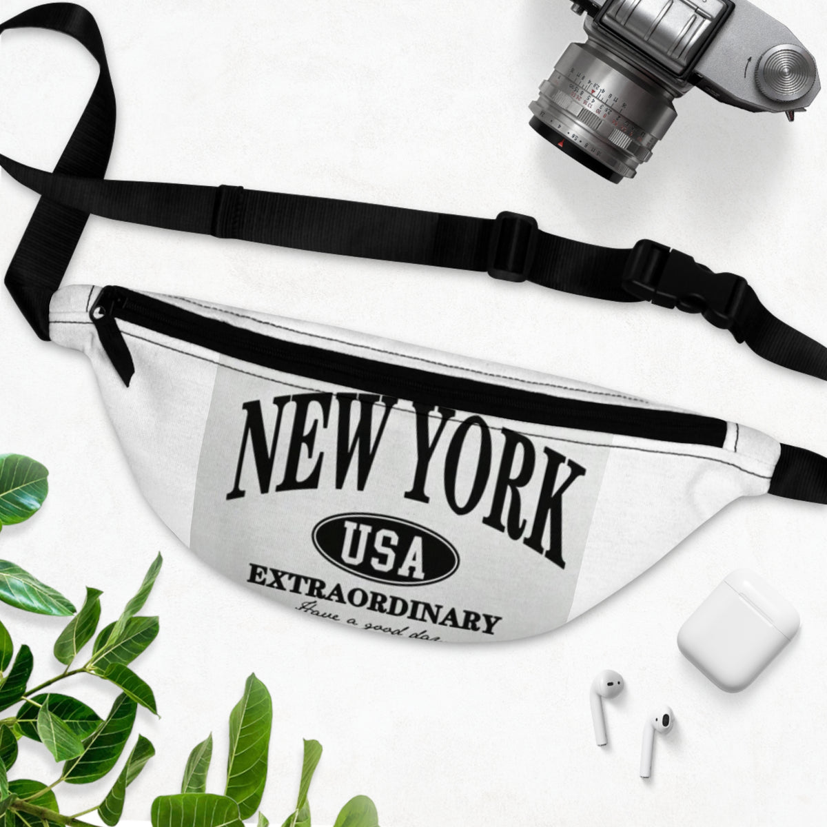 New York USA Fanny Pack — Travel Waist Bag with 'Extraordinary' Graphic