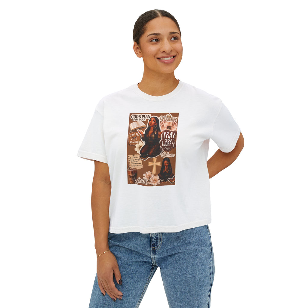Christian Graphic Tee — Pray & Praise Women's Boxy T-Shirt